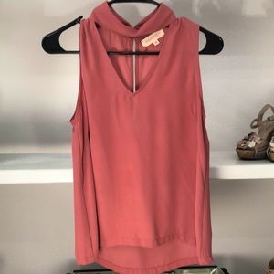NWOT! Pink  flowy v-neck dress top by Eighty Sixty. Sz XS